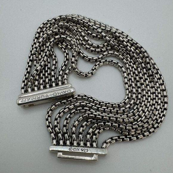 David yurman Box Chain Eight Row Bracelet
Sterling Silver, 28mm - Picture 6 of 12